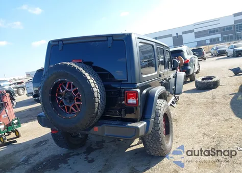 2022 Jeep Wrangler Unlimited Rubicon 4X4 z USA, uszkodzony, nr VIN 1C4HJXFG8NW105936